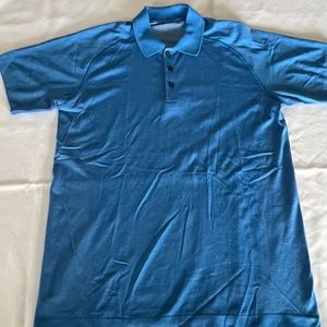 EUC mens Lululemon Athletica metal vent tech polo